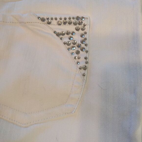 Plus Size Style & Co. White Capris With Sequined Embellishments - Picture 6 of 6